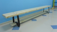 Скамейка гимнастическая (металлические ножки, лак) (2,5 м)  - fgospostavki.ru - Казань