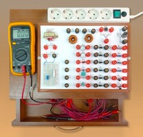 Универсальный стенд для изучения основных законов электричества и электротехники - fgospostavki.ru - Казань