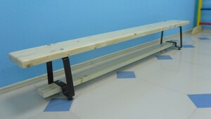 Скамейка гимнастическая (металлические ножки, лак) (2,5 м)  - fgospostavki.ru - Казань