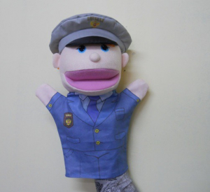 Кукла "Веселый рассказчик" Полицейский - fgospostavki.ru - Казань