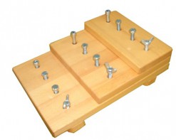 Настольный тренажер "Панель с винтами" - fgospostavki.ru - Казань