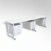 Стол 3-х тумбовый для лабораторных работ 2500*600*850 ЛДСП - fgospostavki.ru - Казань